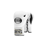Cleto Reyes Professional Fight Gloves - Lace-Up Closure Detail