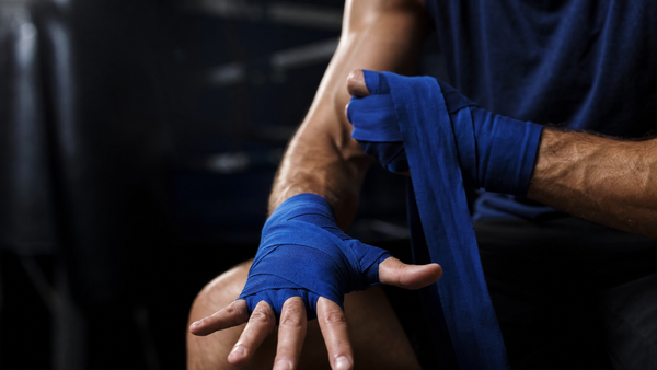 How to wrap your hands for boxing with blue hand wraps